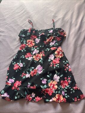Trixxi Black Floral Ruffle Hem Mini Dress